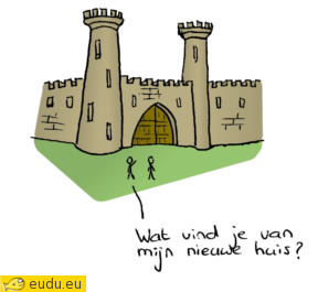 Iemand laat zijn kasteel zien aan iemand anders.